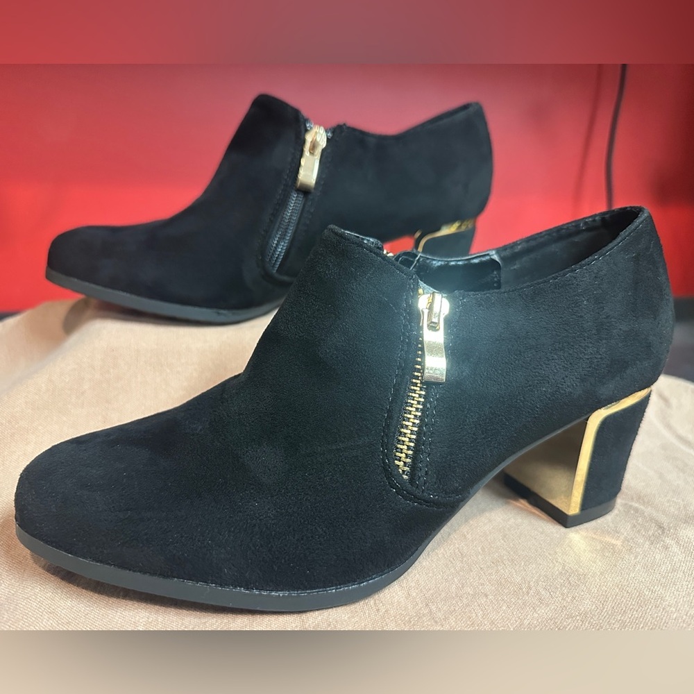 Laik Moda Black Faux Suede Slip On Heels  Women’s Size EU 38/US 7.5